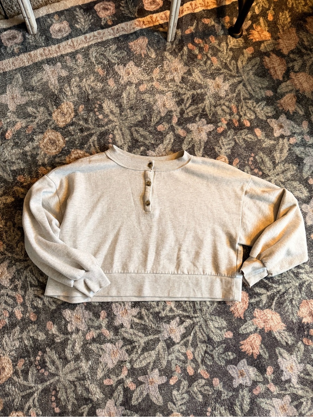 bp Light Grey Cropped Crewneck